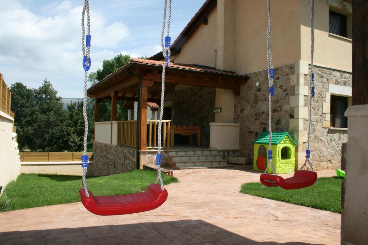Los Robles I Sotillo Del Rincon Bagian luar foto